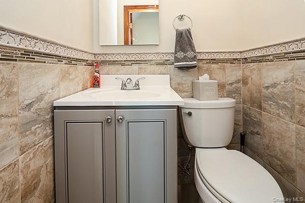 #5 photo, 81 Ward Street, Westbury , NY 11590