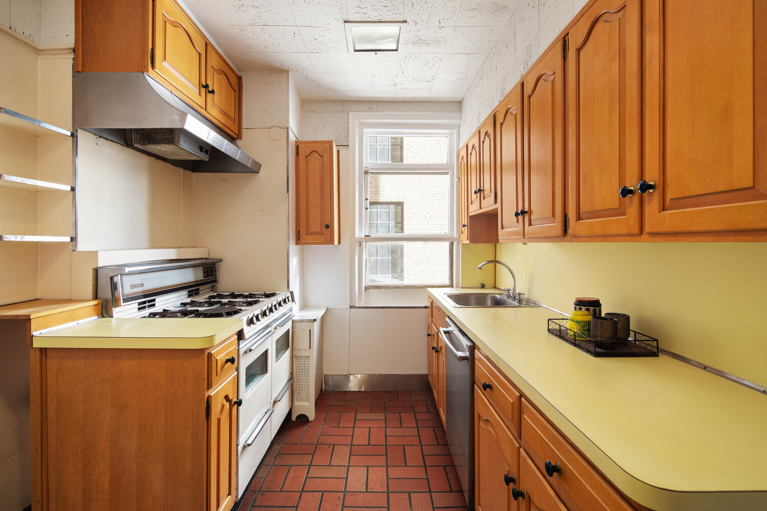 #7 photo, 40 5TH Avenue, Greenwich Village , NY 10011