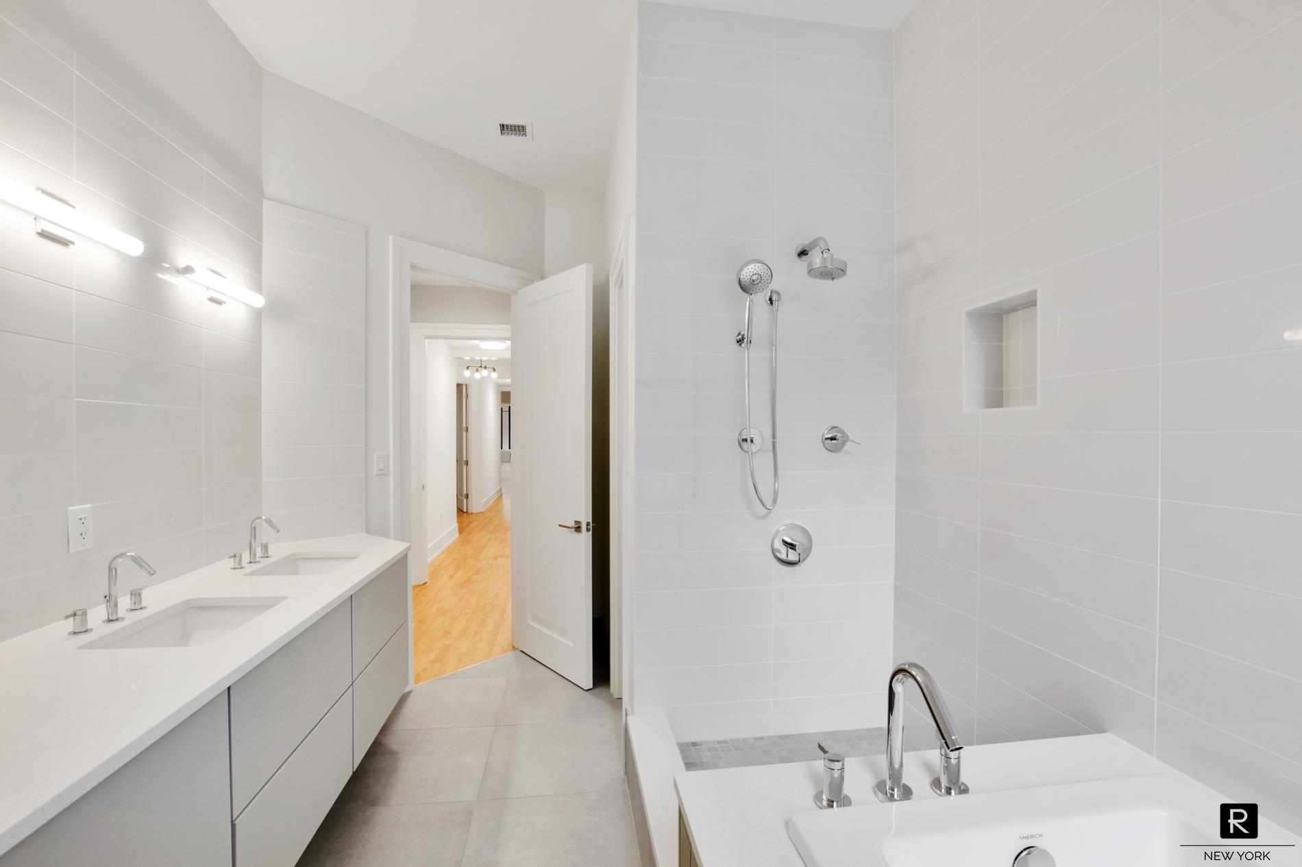 #17 photo, New York City, Soho , NY 10012