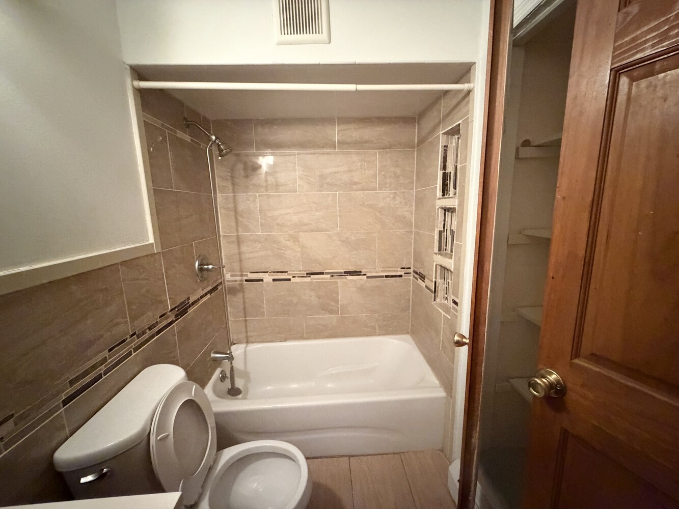 #20 photo, 1001 E 59TH Street, ブルックリン区 Flatlands , NY 11234