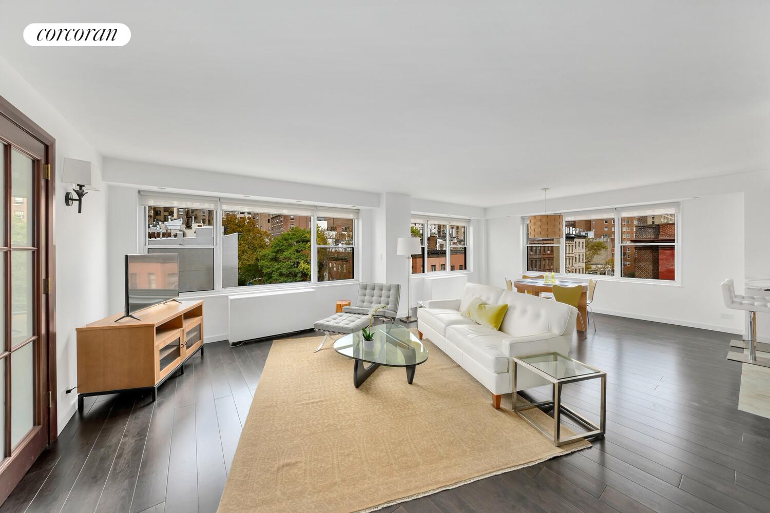 #1 photo, 150 E 61ST Street, マンハッタン Lenox Hill , NY 10065