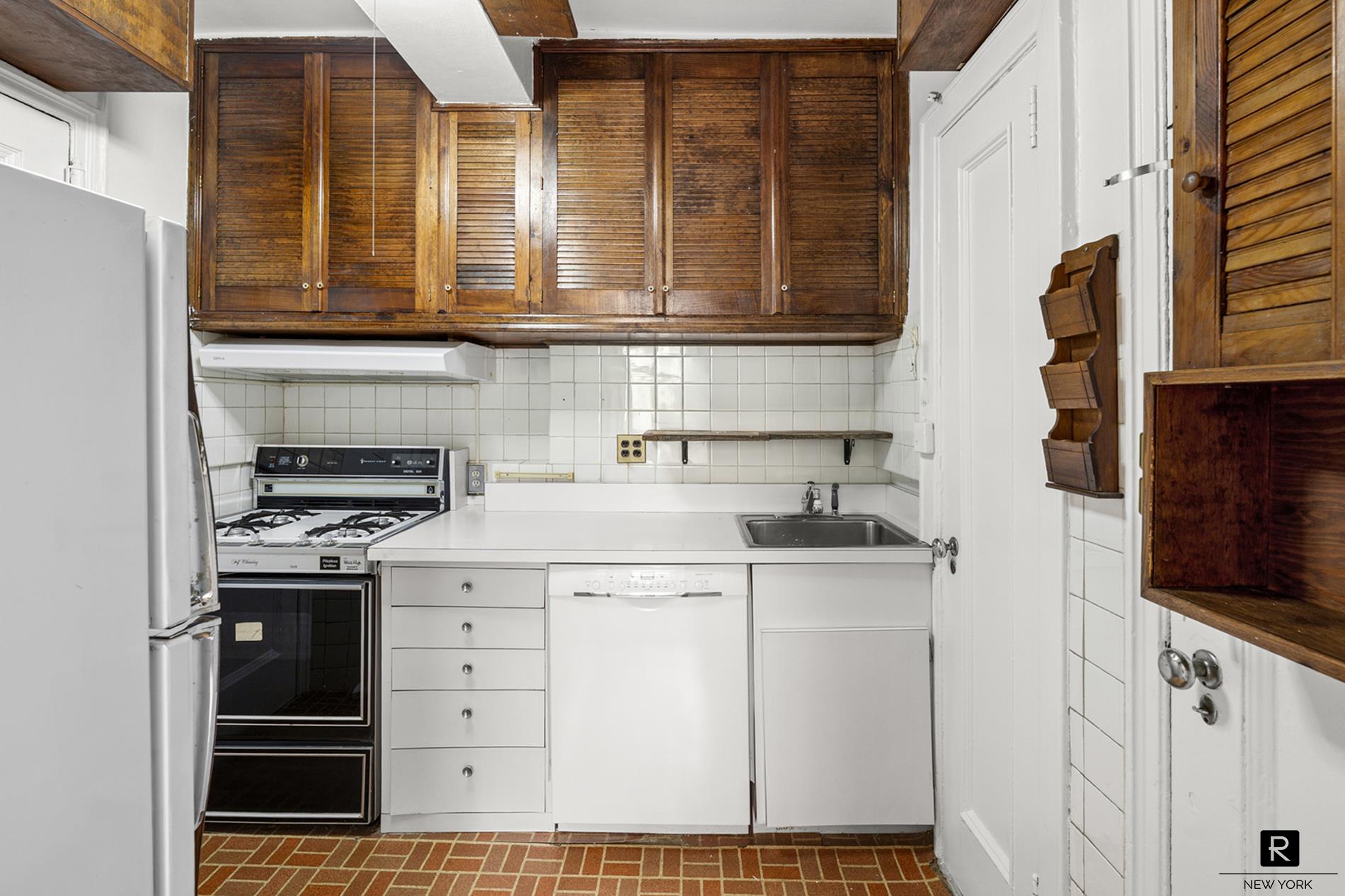 #10 photo, 390 Riverside Drive, マンハッタン Morningside Heights , NY 10025