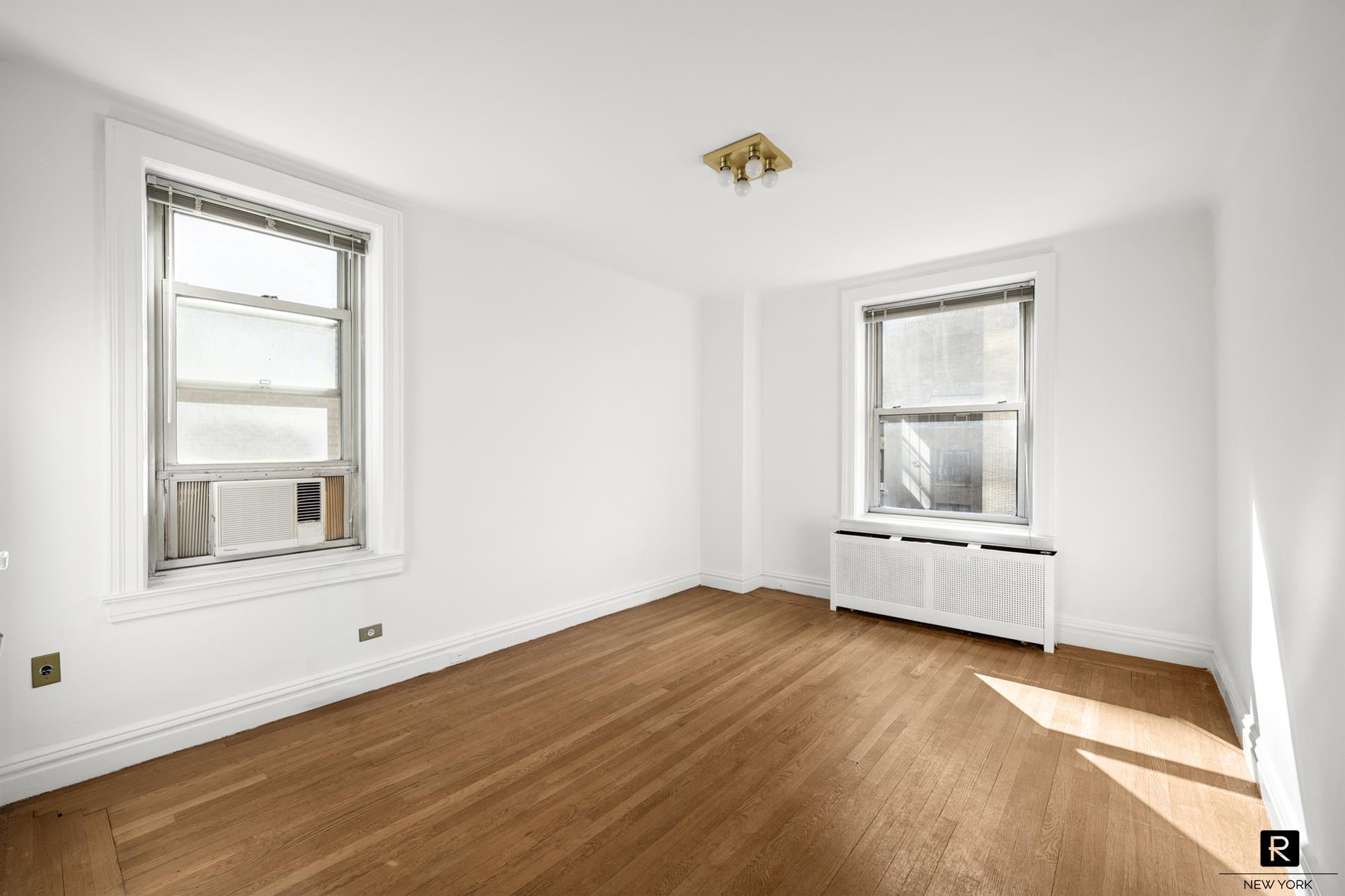 #5 photo, 390 Riverside Drive, マンハッタン Morningside Heights , NY 10025