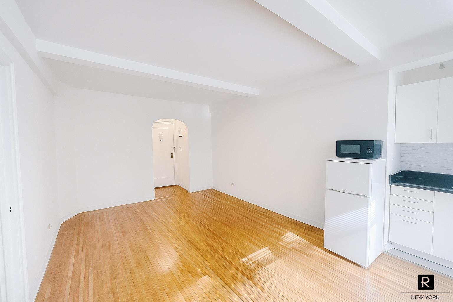 #1 photo, 339 E 58th Street, マンハッタン Sutton Place , NY 10022