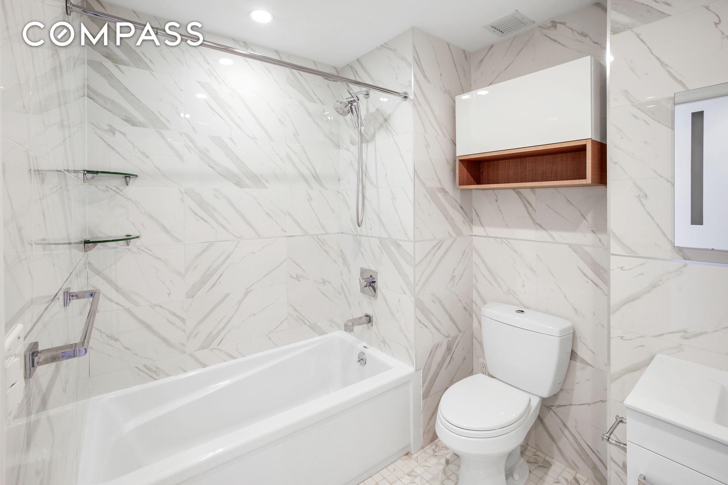 #7 photo, 3041 Ocean Avenue, Sheepshead Bay , NY 11235