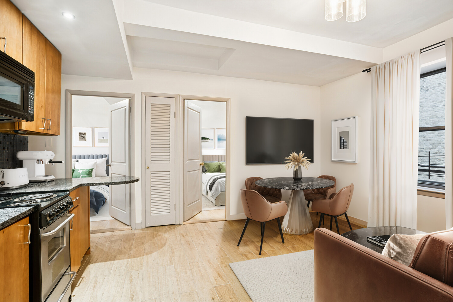 #3 photo, 150 W 51ST Street, Midtown , NY 10019