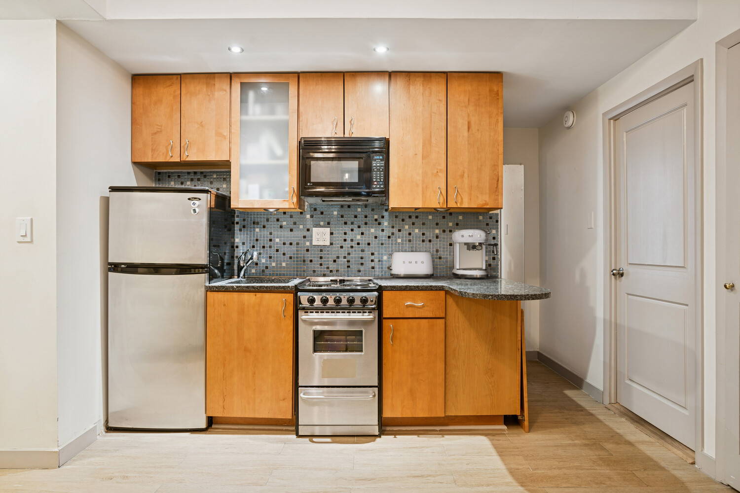 #4 photo, 150 W 51ST Street, Midtown , NY 10019