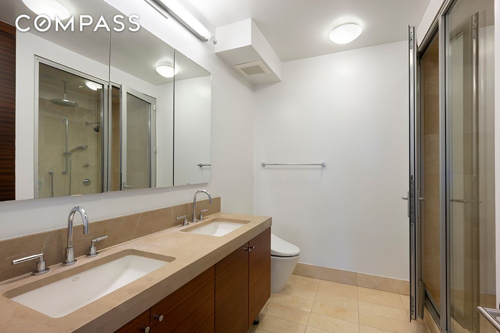 #10 photo, 30 West Street, Battery Park City , NY 10004