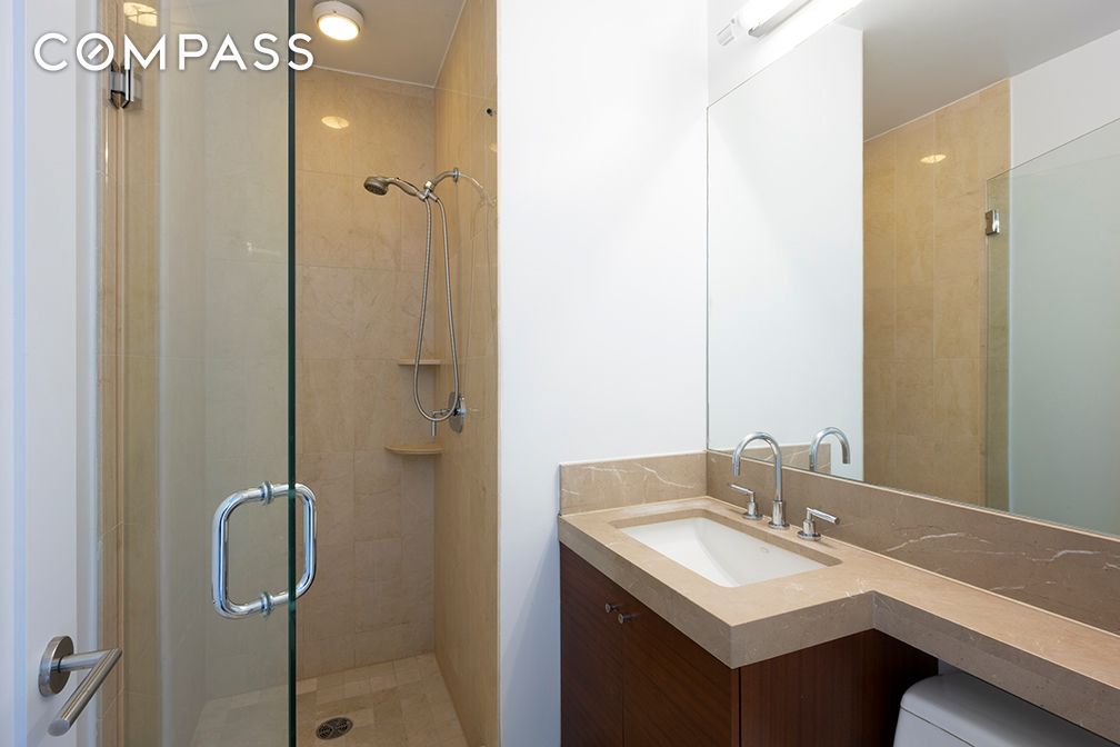 #14 photo, 30 West Street, Battery Park City , NY 10004