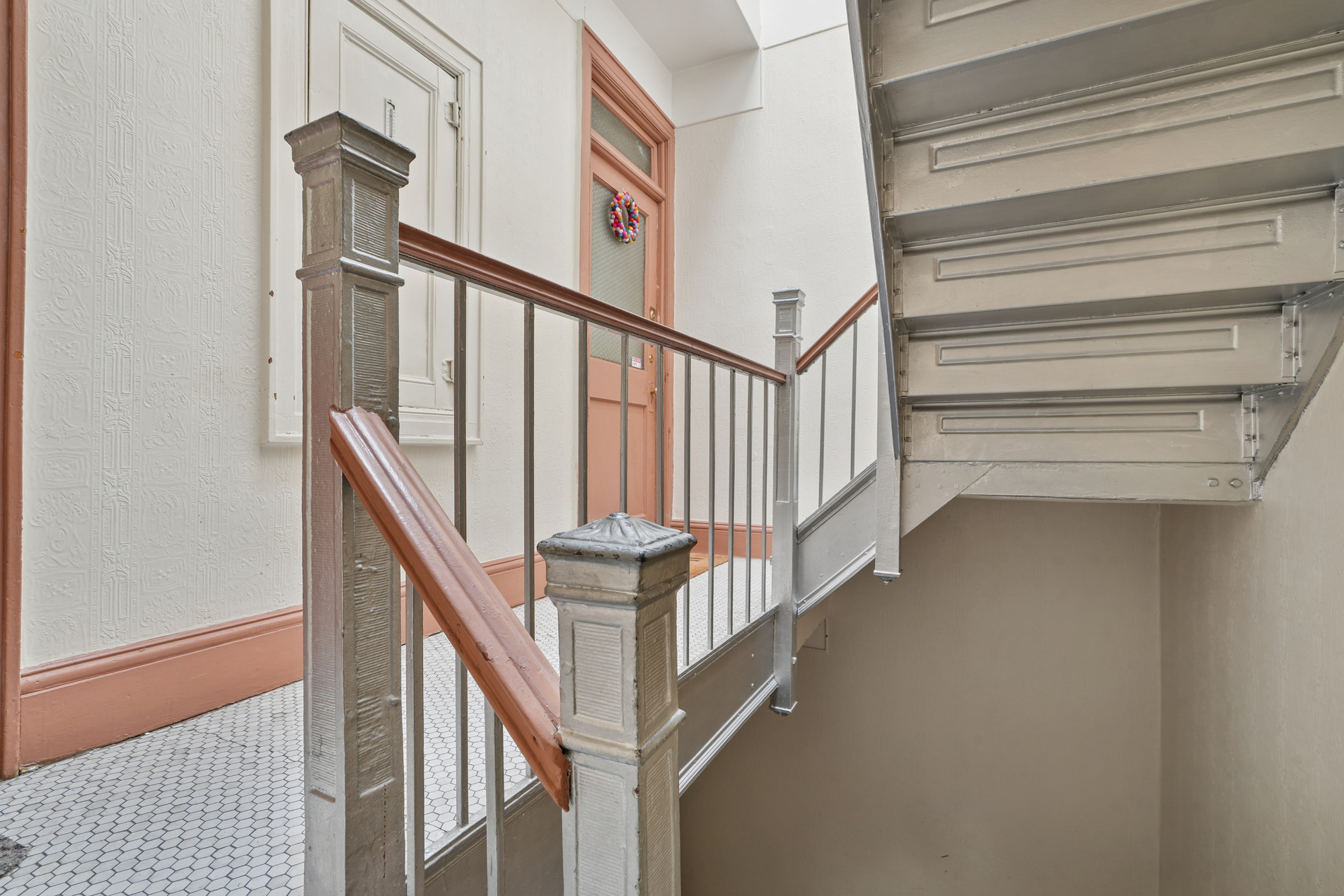 #5 photo, 31-42 34th Street, クイーンズ区 Astoria , NY 11106