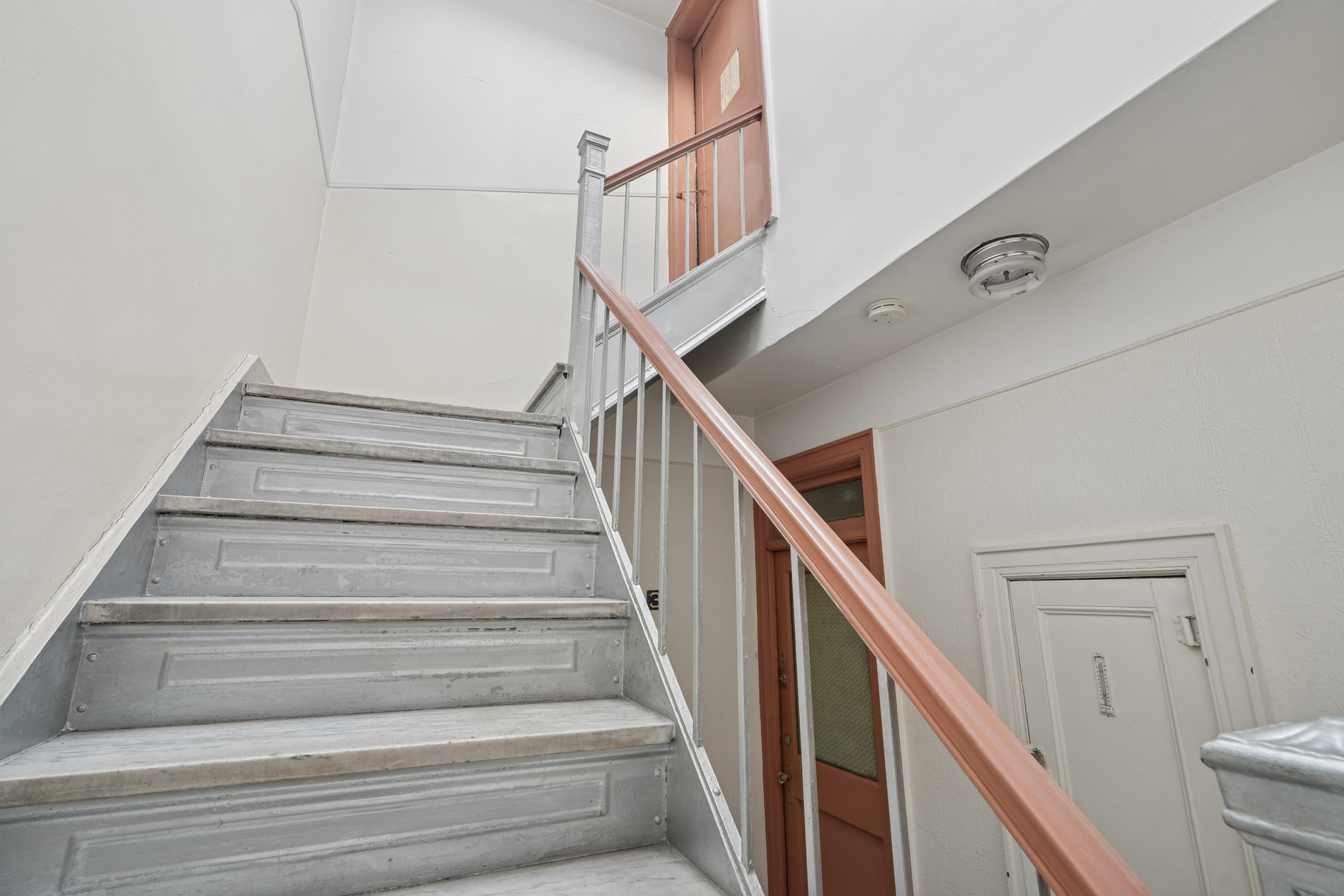 #7 photo, 31-42 34th Street, クイーンズ区 Astoria , NY 11106