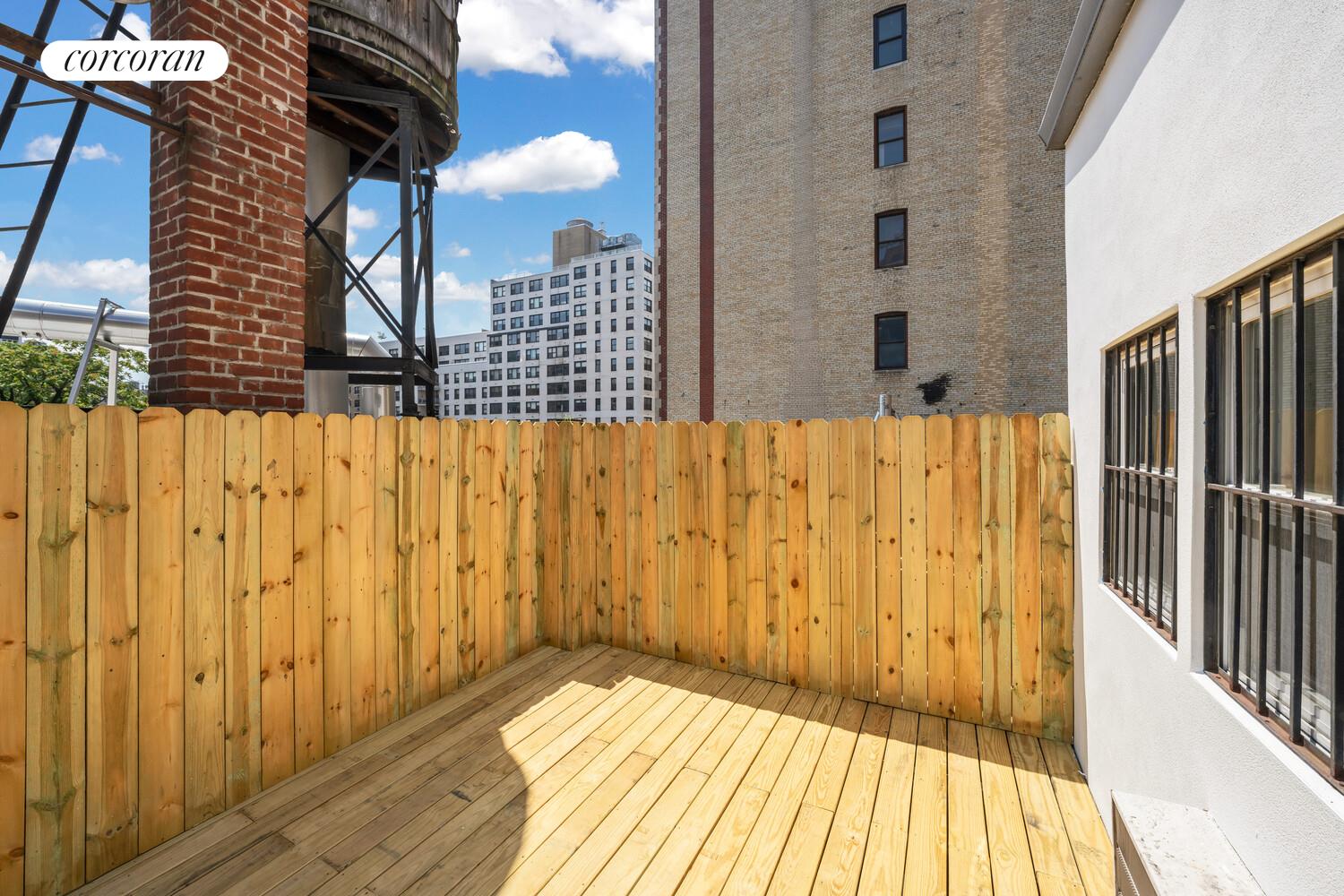 #13 photo, New York City, マンハッタン Gramercy Park , NY 10003