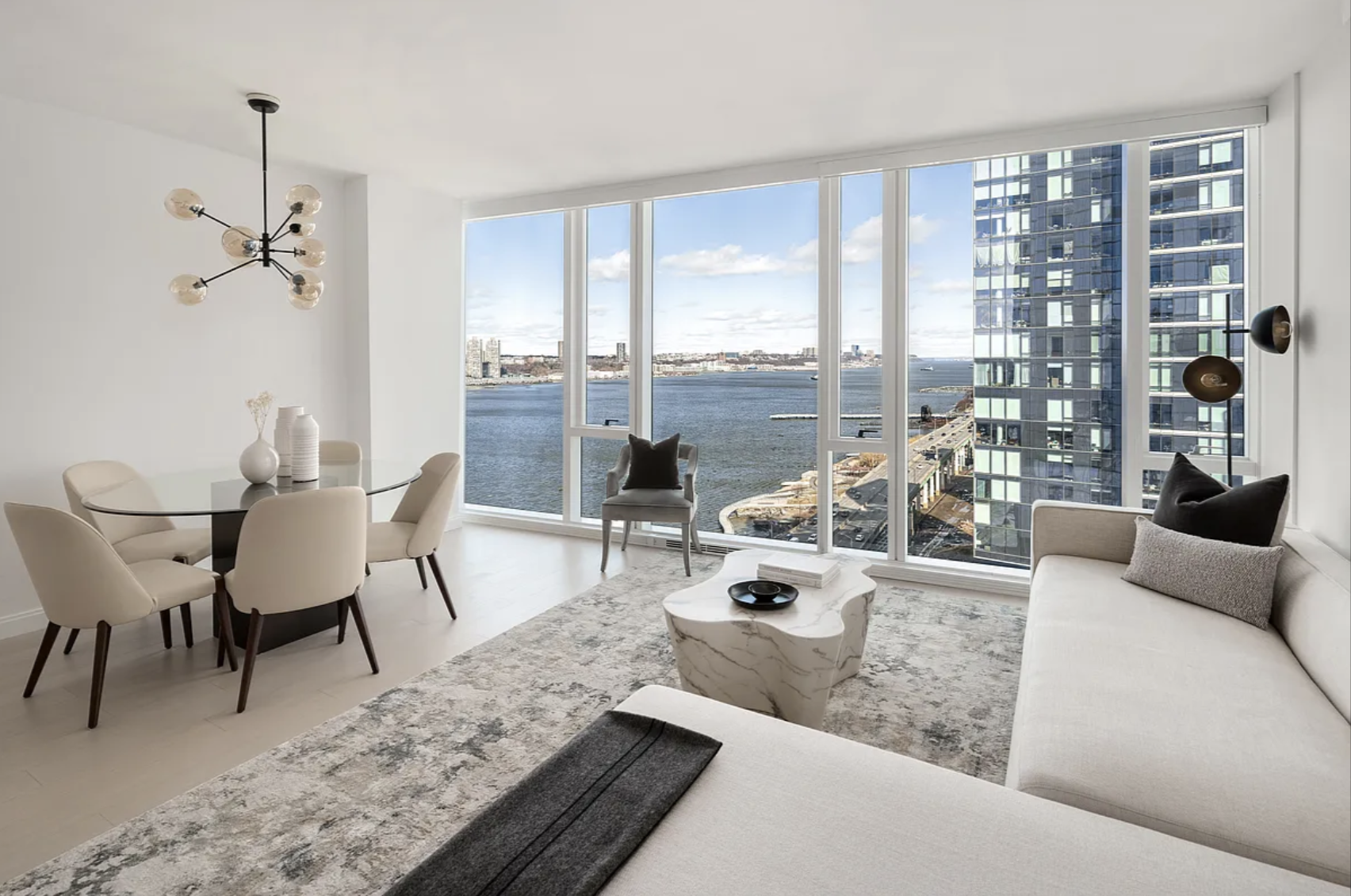 #1 photo, 675 W 59th Street, マンハッタン Lincoln Square , NY 10023