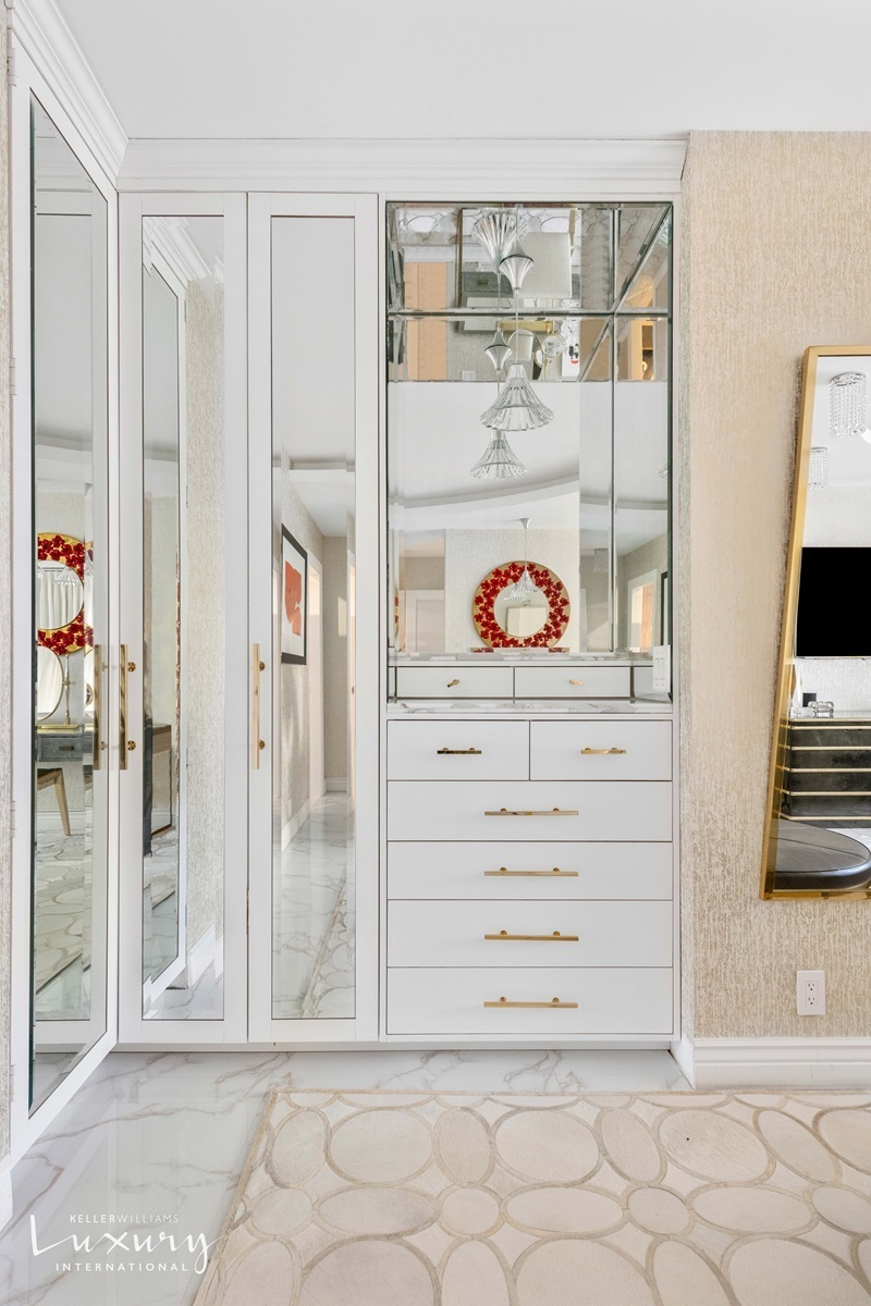 #10 photo, 721 Fifth Avenue, マンハッタン Midtown Central , NY 10022