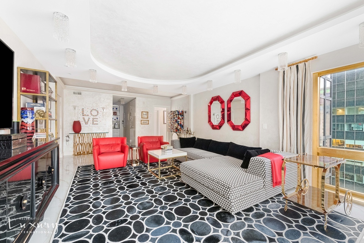 #7 photo, 721 Fifth Avenue, マンハッタン Midtown Central , NY 10022