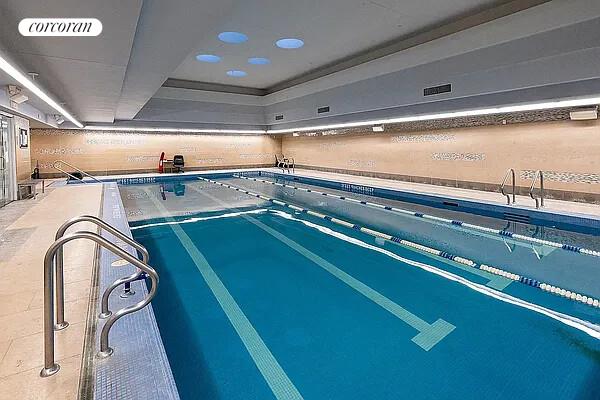 #13 photo, 245 W 99TH Street, マンハッタン Upper West Side , NY 10025