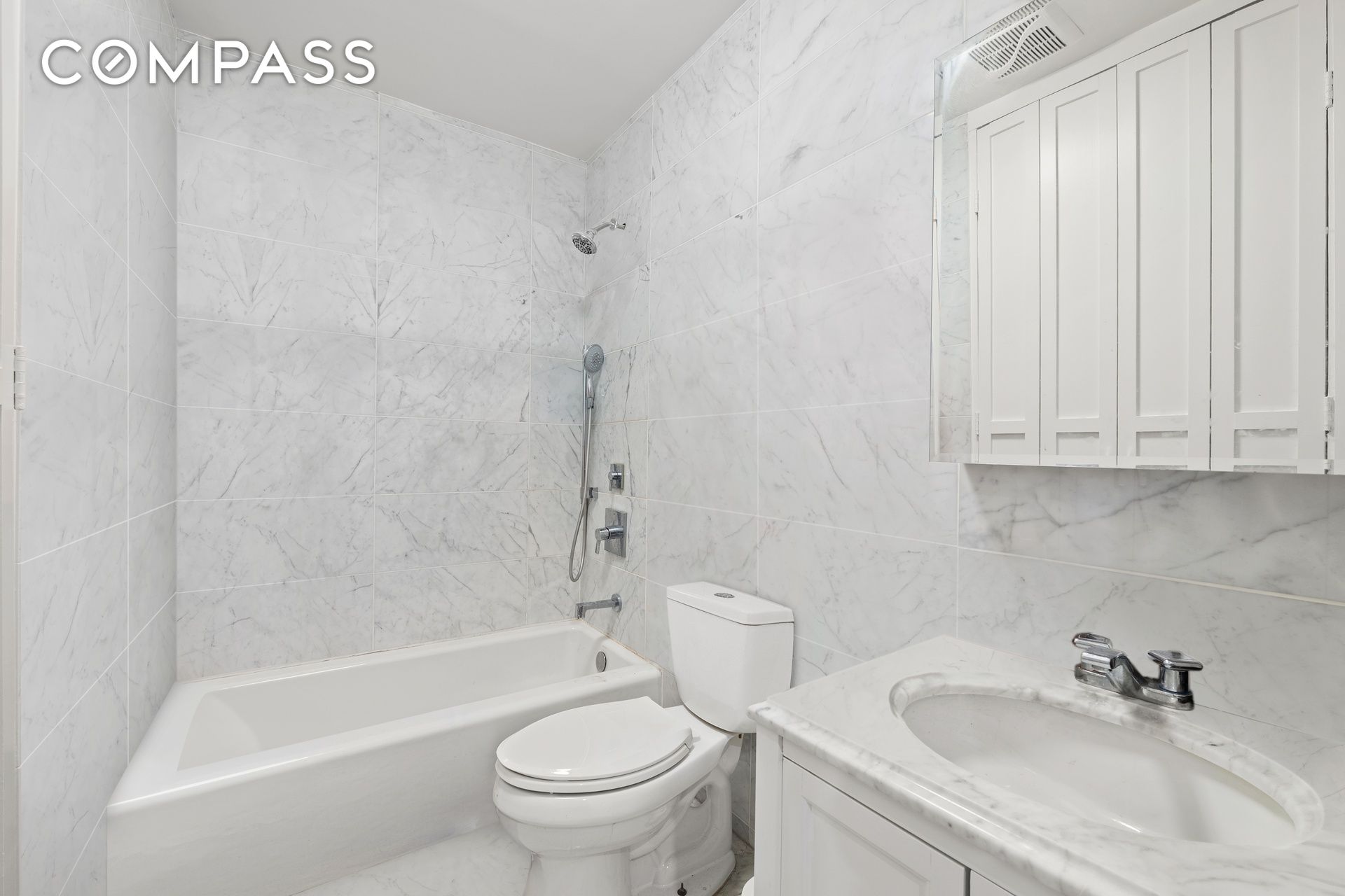 #22 photo, 99 Spring Street, SoHo , NY 10012