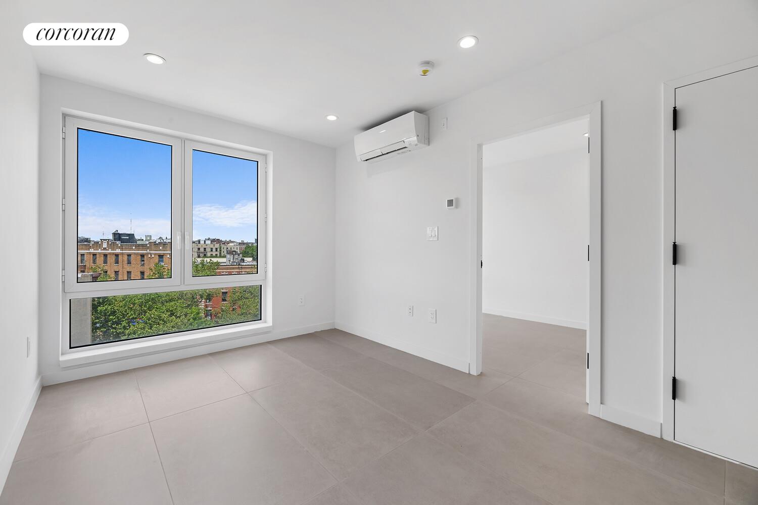 #4 photo, Bronx, ブロンクス区 Belmont , NY 10458