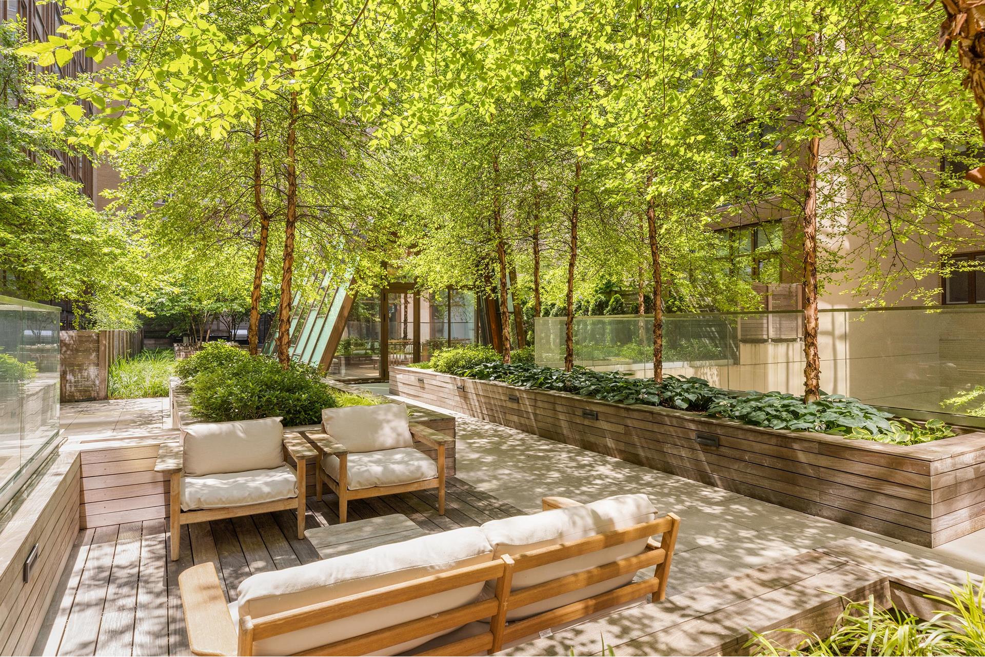 #6 photo, New York City, マンハッタン Gramercy Park , NY 10003