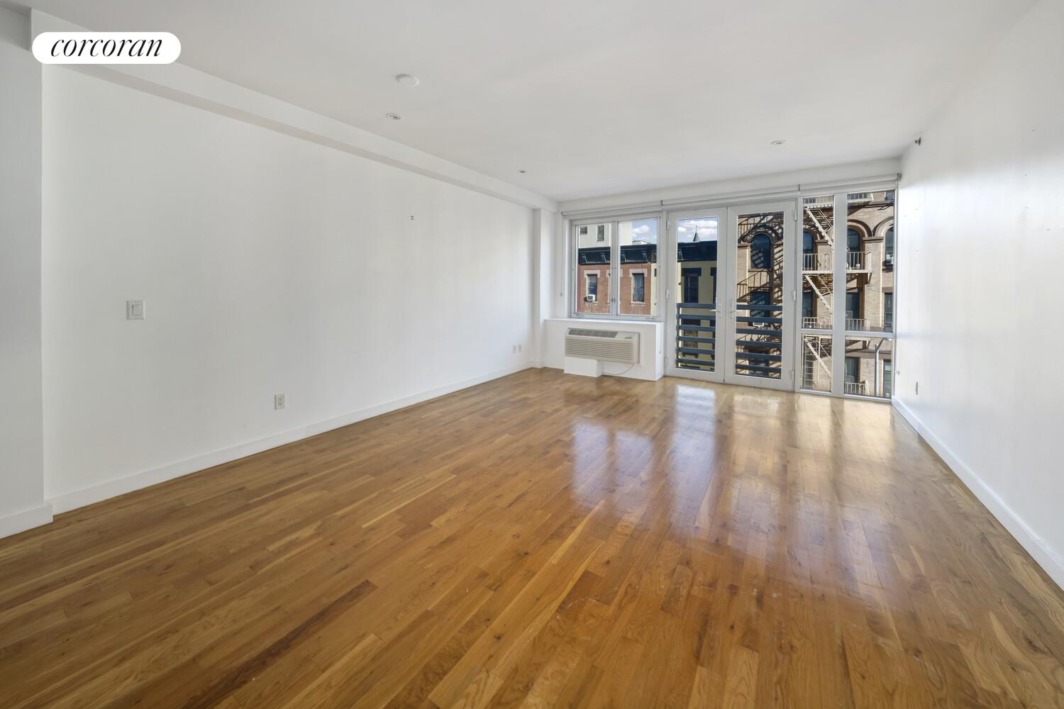 #7 photo, 450 E 117TH Street, マンハッタン East Harlem , NY 10035