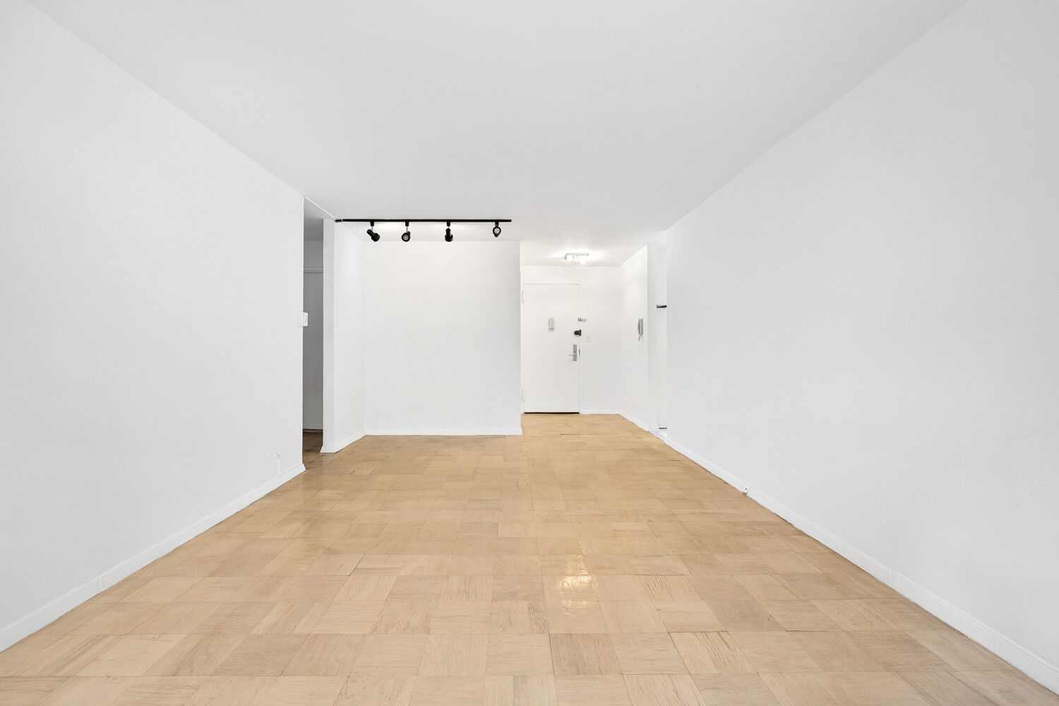 #12 photo, 237 E 87TH Street, マンハッタン Yorkville , NY 10128