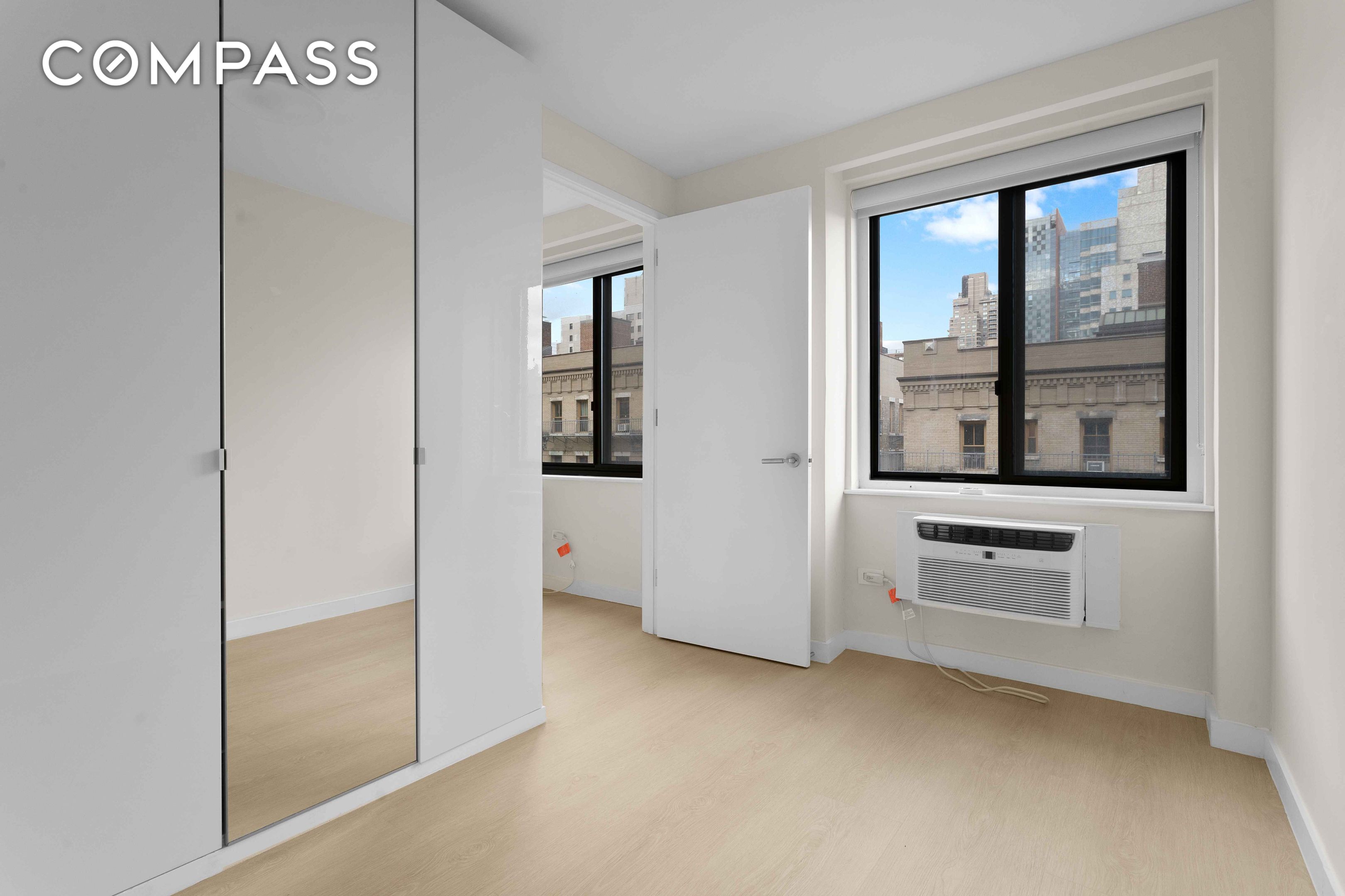 #12 photo, New York City, マンハッタン Lenox Hill , NY 10065