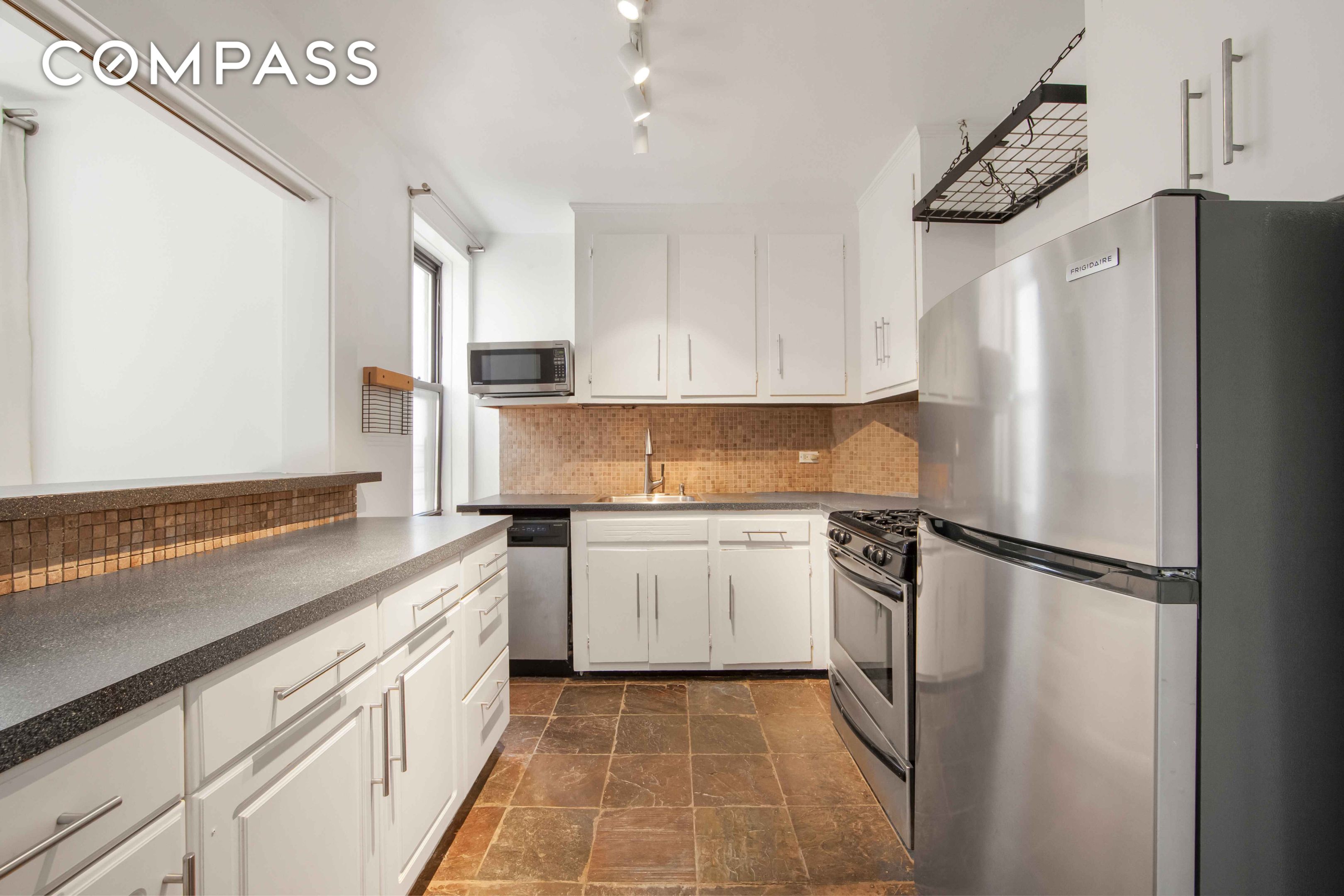 #6 photo, 100 Ocean Parkway, Windsor Terrace , NY 11218