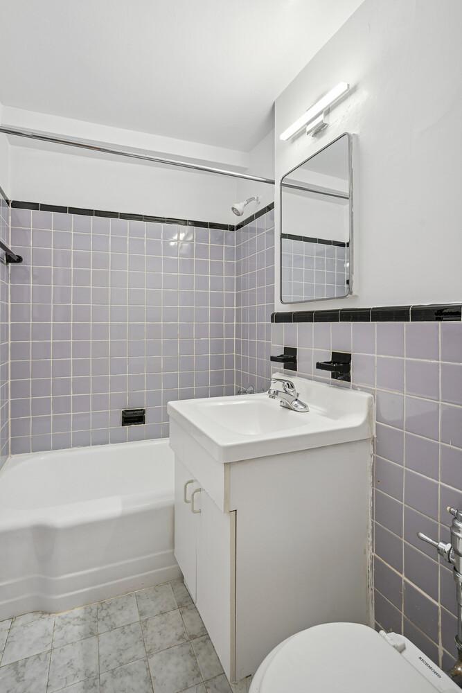 #6 photo, 225 E 46TH Street, マンハッタン Turtle Bay , NY 10017