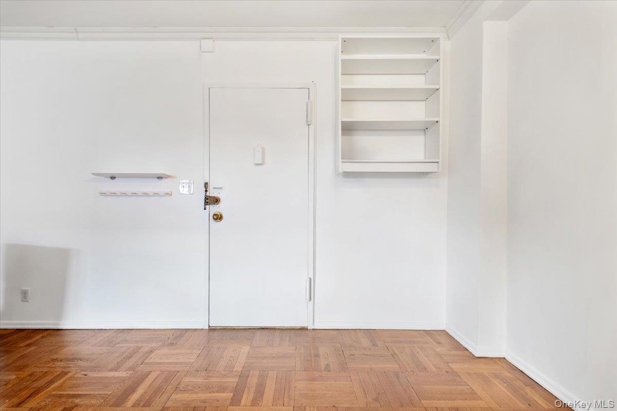 #10 photo, 281 Garth Road, Scarsdale , NY 10583