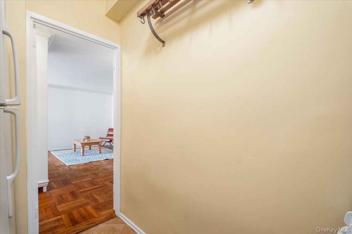 #16 photo, 281 Garth Road, Scarsdale , NY 10583