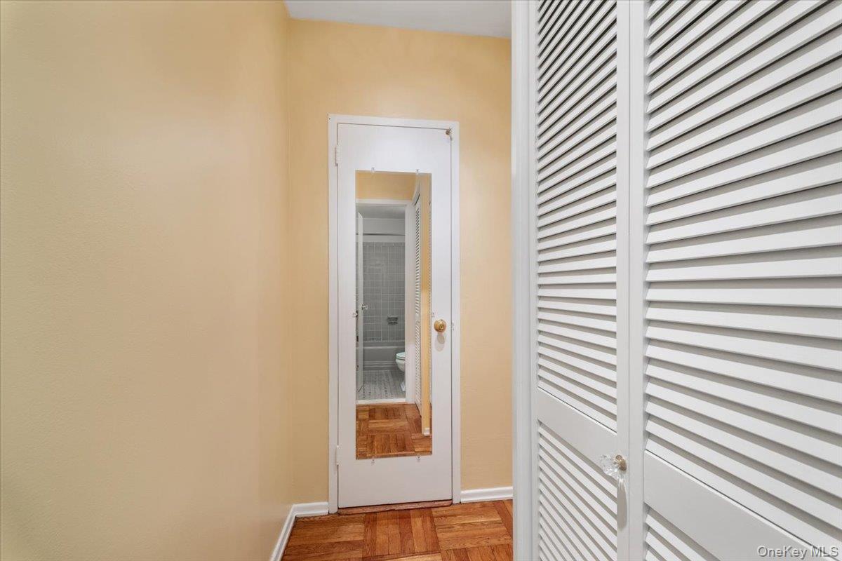 #19 photo, 281 Garth Road, Scarsdale , NY 10583