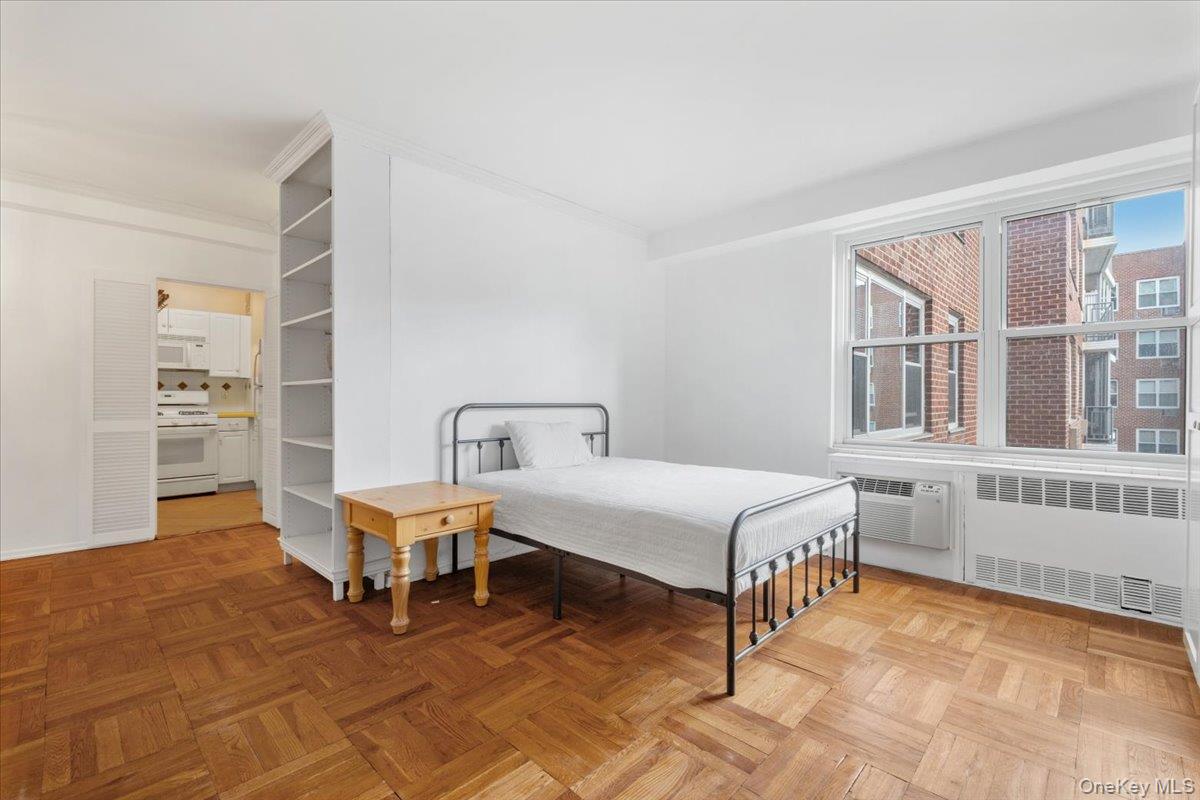 #6 photo, 281 Garth Road, Scarsdale , NY 10583