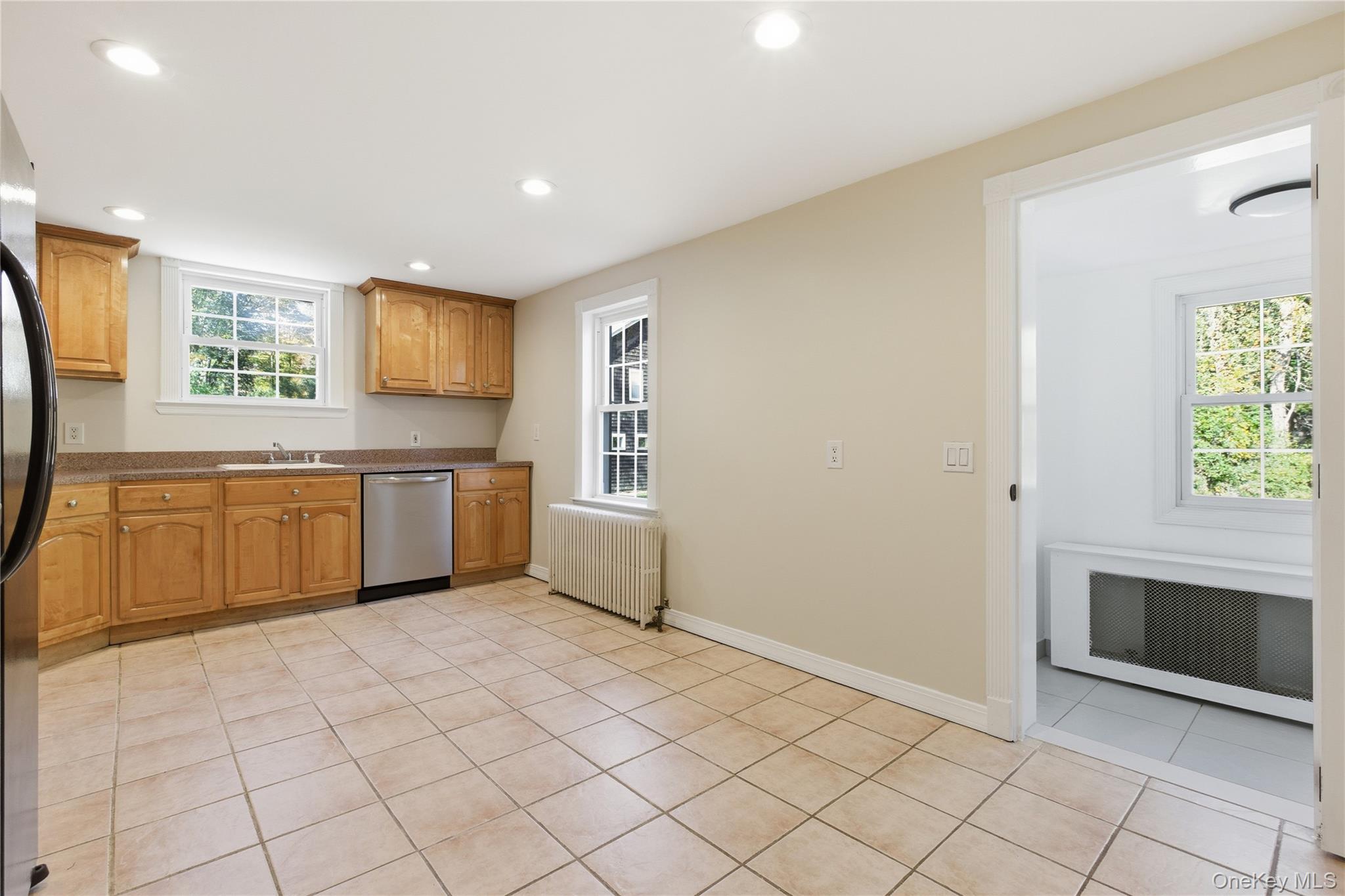 #15 photo, 39 Cox Avenue, Armonk , NY 10504