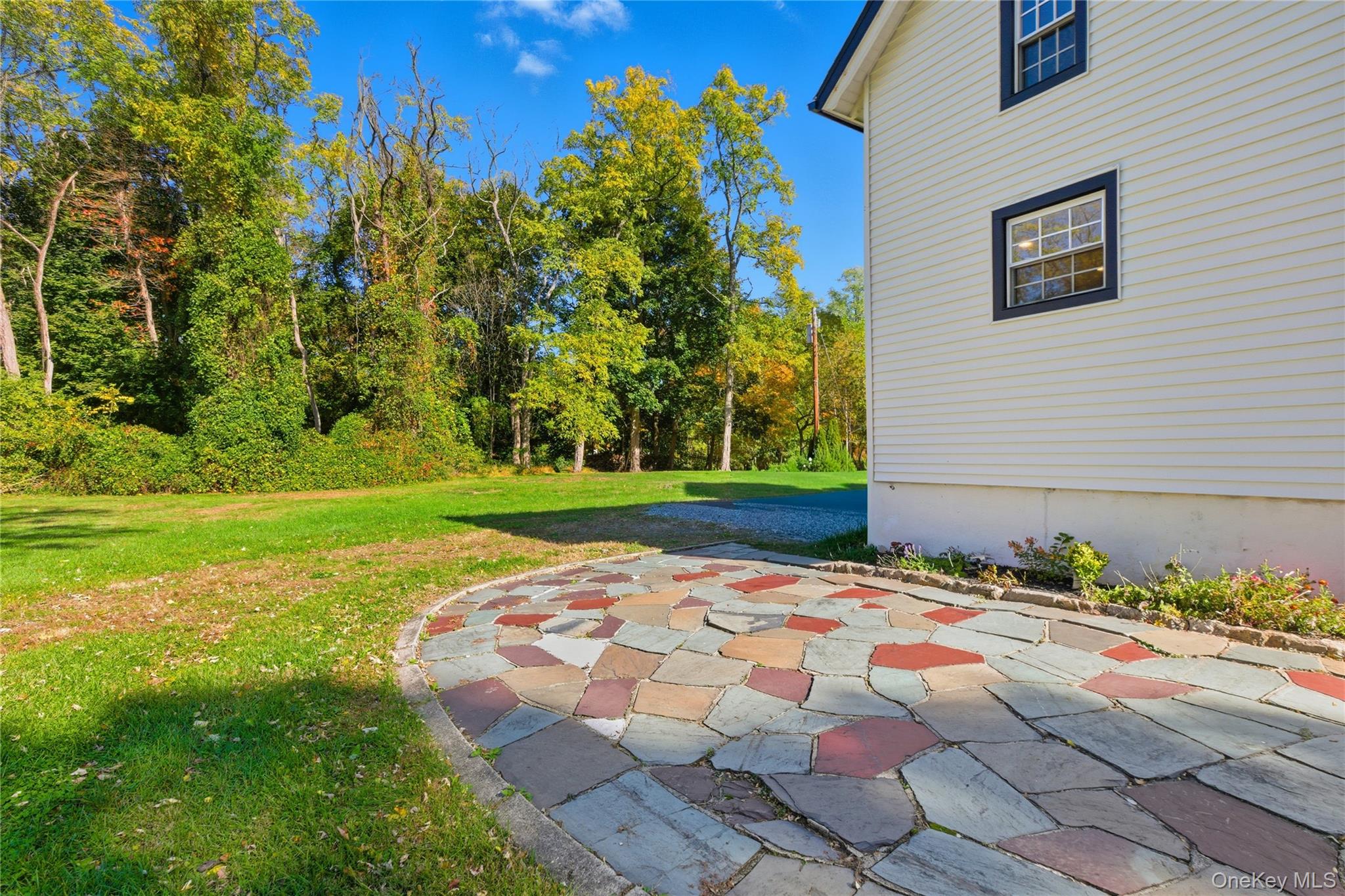 #3 photo, 39 Cox Avenue, Armonk , NY 10504