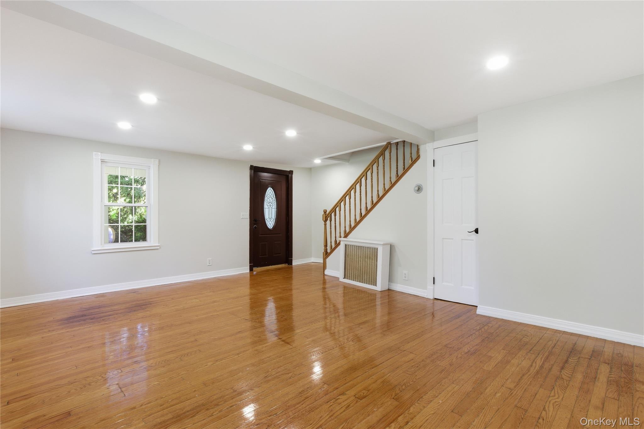 #7 photo, 39 Cox Avenue, Armonk , NY 10504