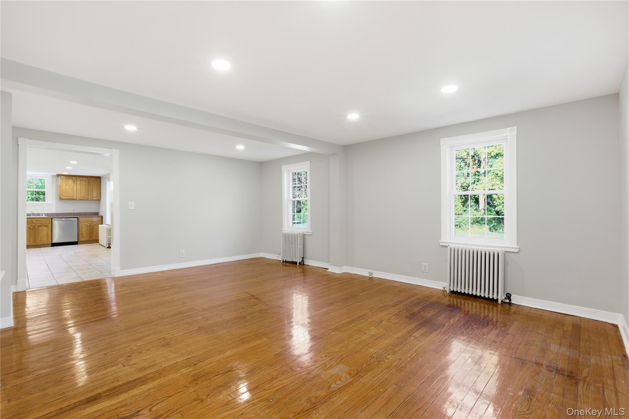 #8 photo, 39 Cox Avenue, Armonk , NY 10504