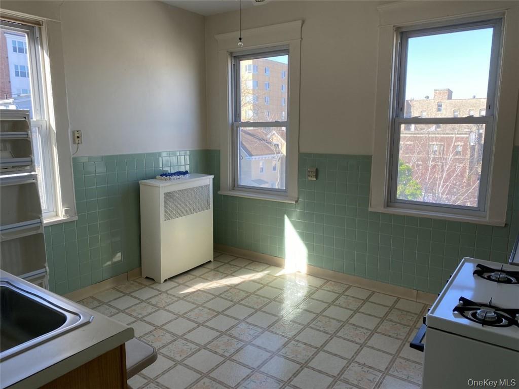 #3 photo, 194 Webster Avenue, New Rochelle , NY 10801