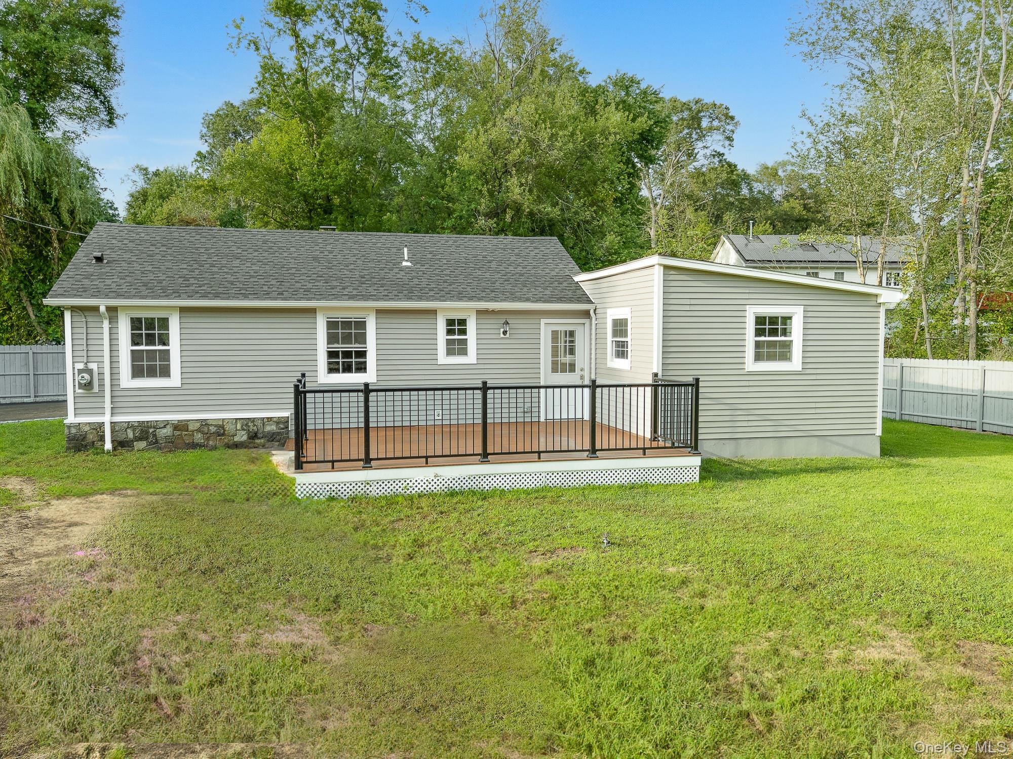 #1 photo, 3167 Lincoln Drive, Mohegan Lake , NY 10547