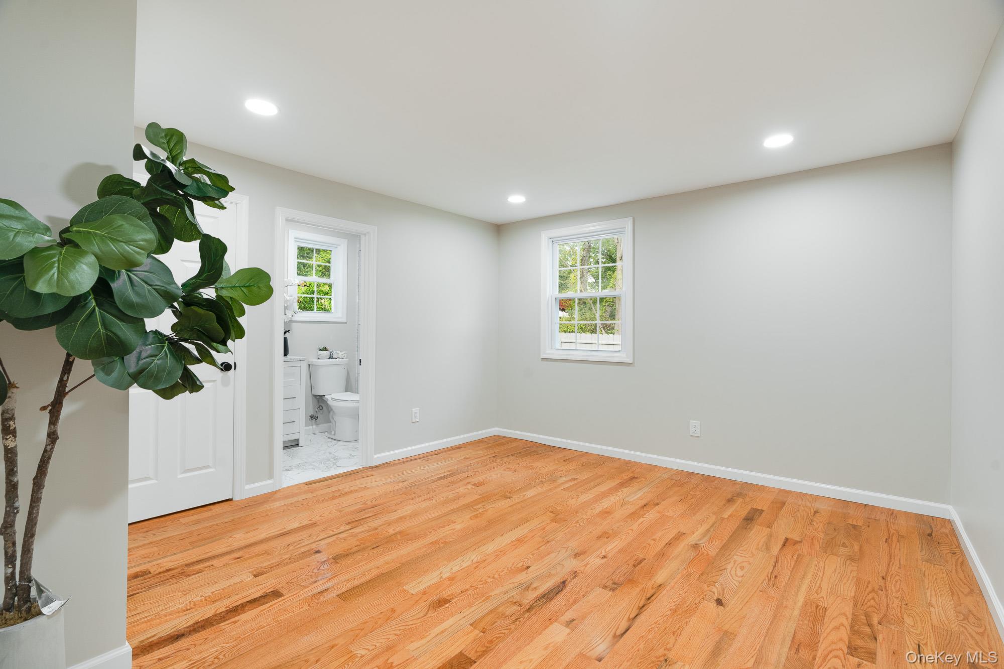 #14 photo, 3167 Lincoln Drive, Mohegan Lake , NY 10547