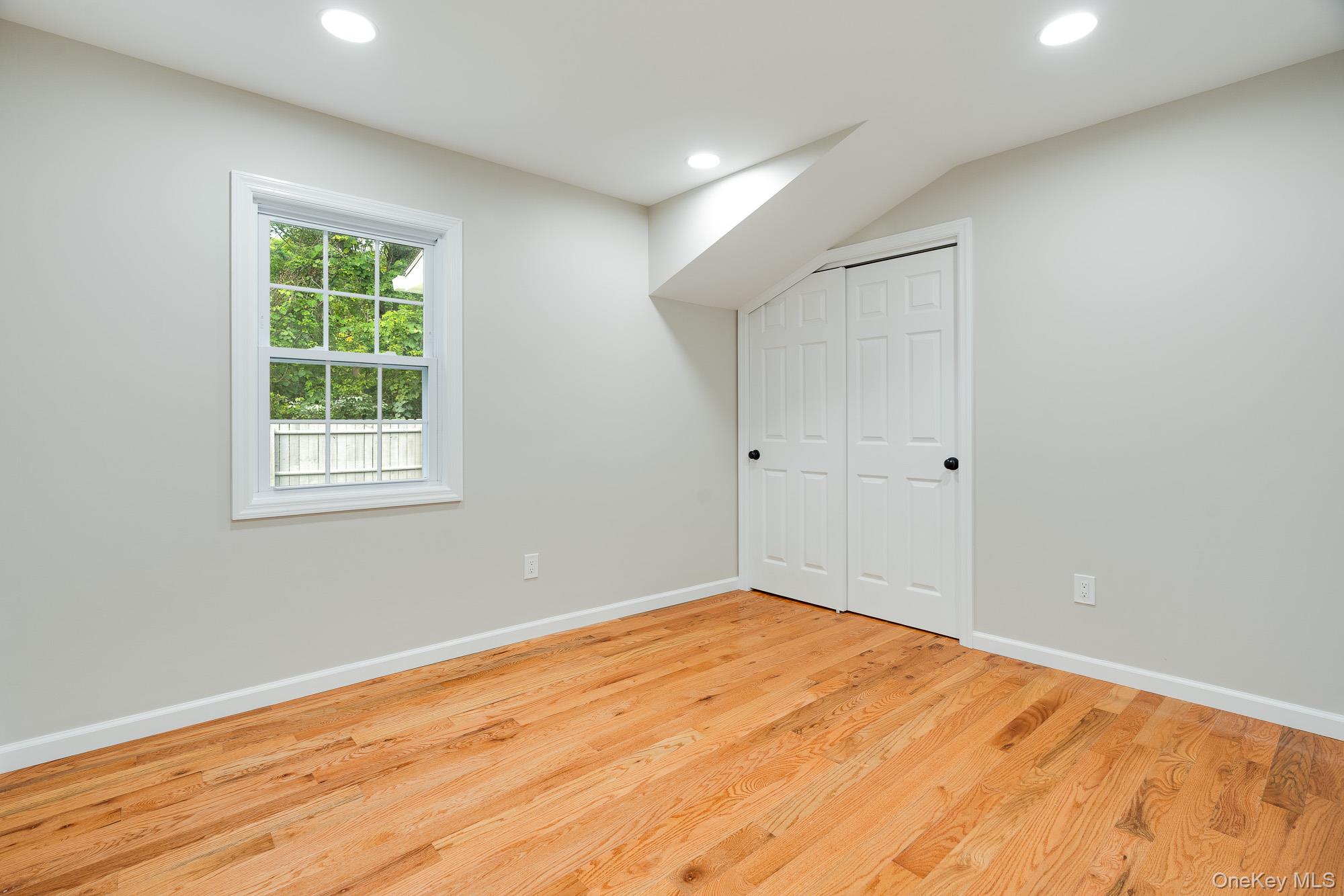 #18 photo, 3167 Lincoln Drive, Mohegan Lake , NY 10547