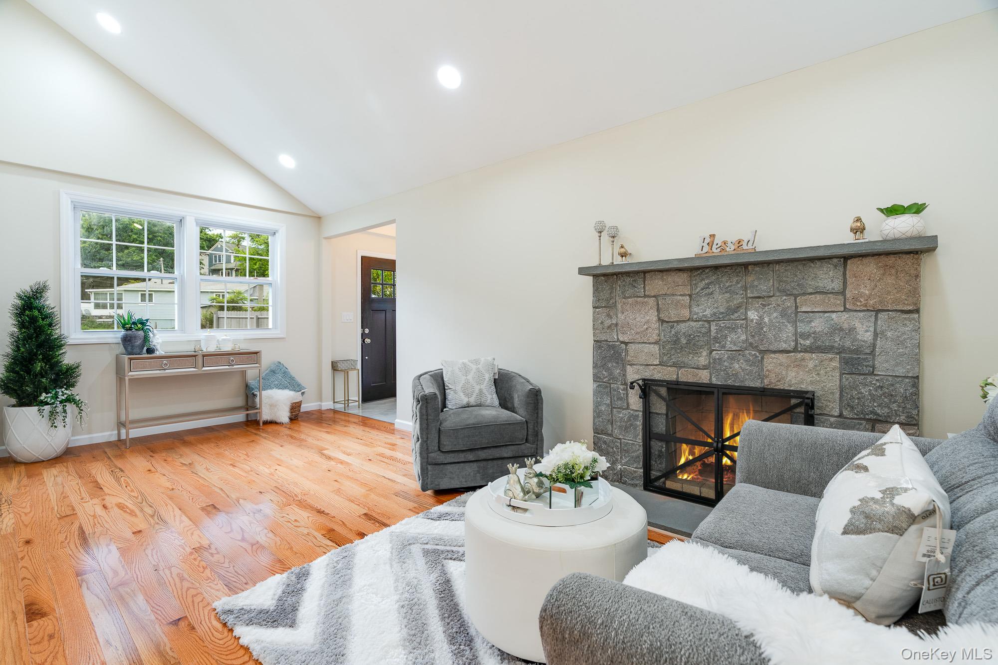 #7 photo, 3167 Lincoln Drive, Mohegan Lake , NY 10547