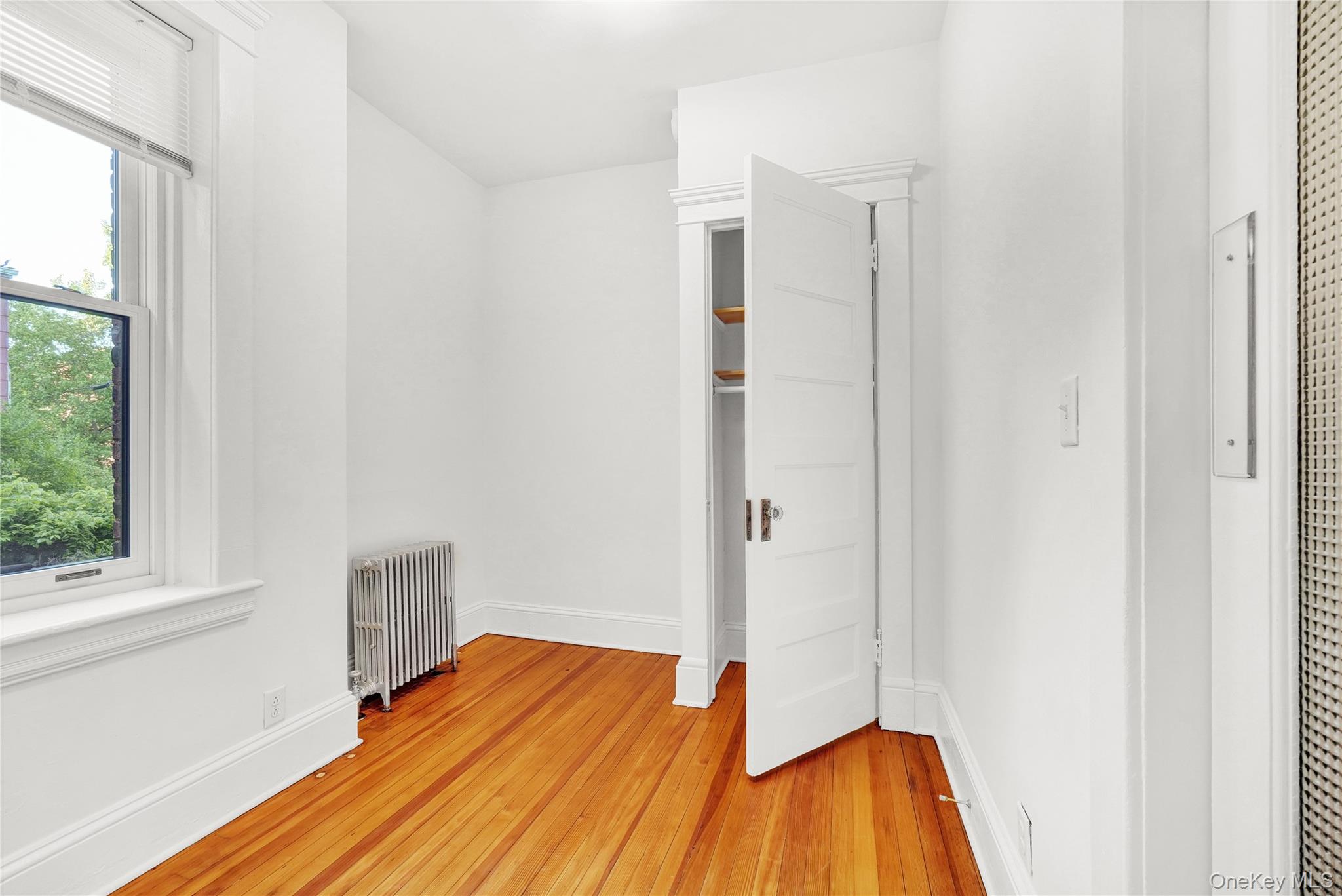 #13 photo, 158 Dubois Street, Newburgh , NY 12550