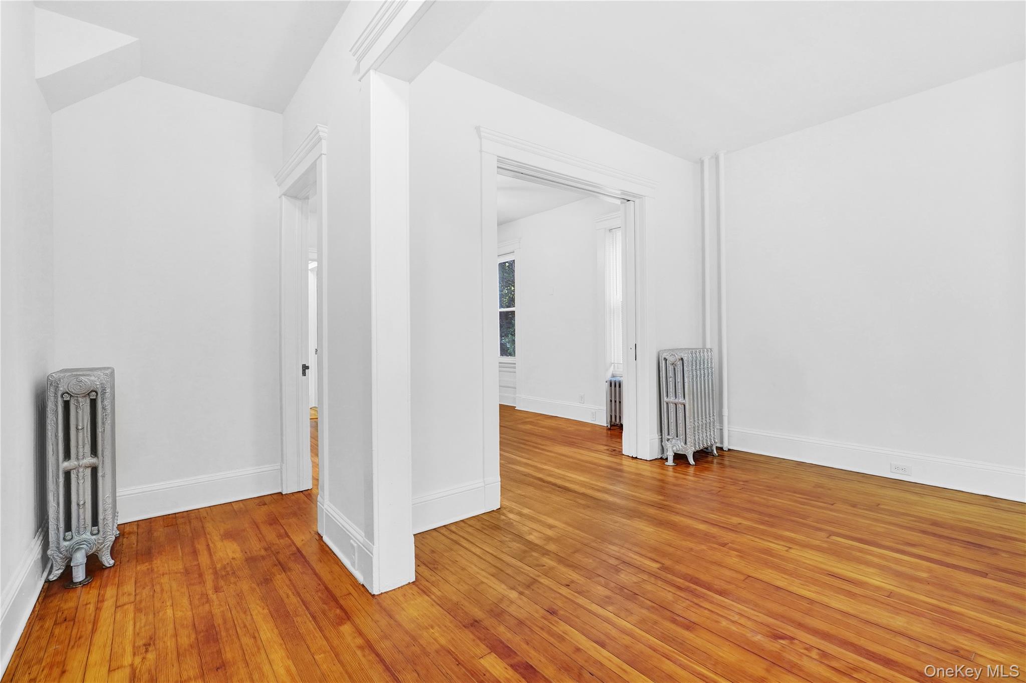 #4 photo, 158 Dubois Street, Newburgh , NY 12550