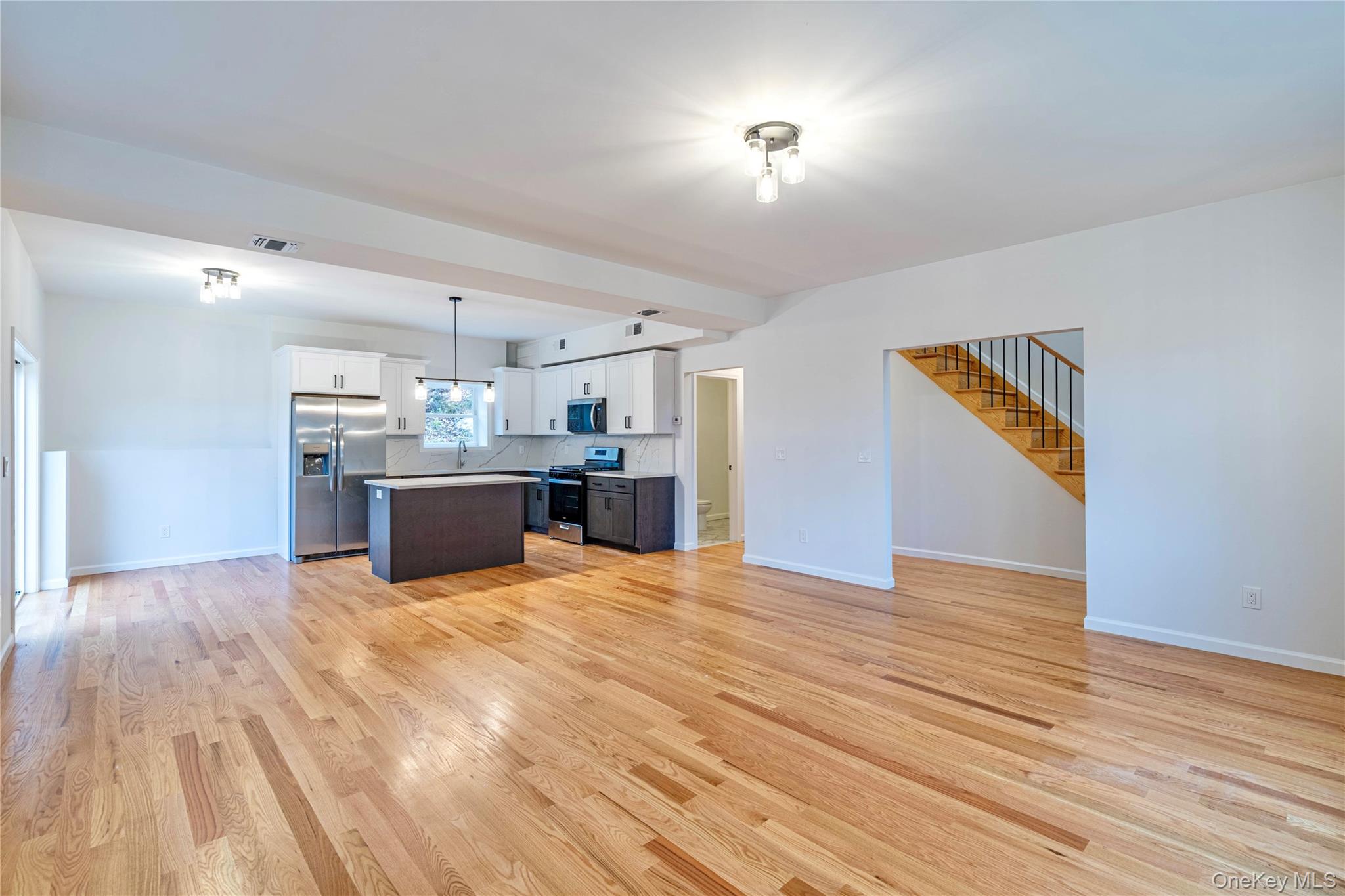 #11 photo, 125 Highland Avenue, Newburgh , NY 12550