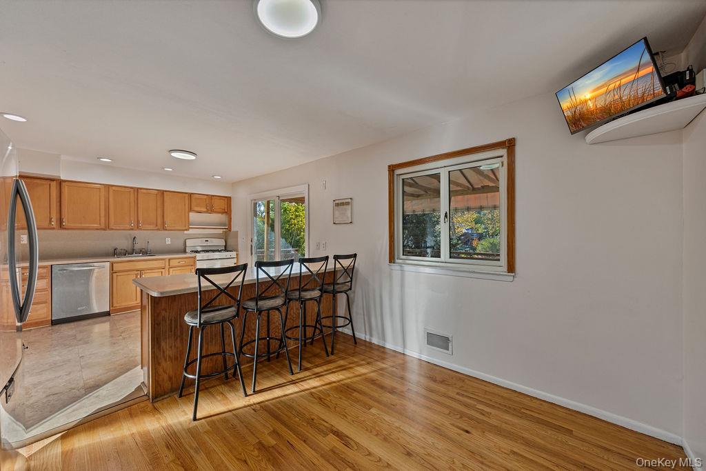 #9 photo, 1 W Burda Place, New City , NY 10956