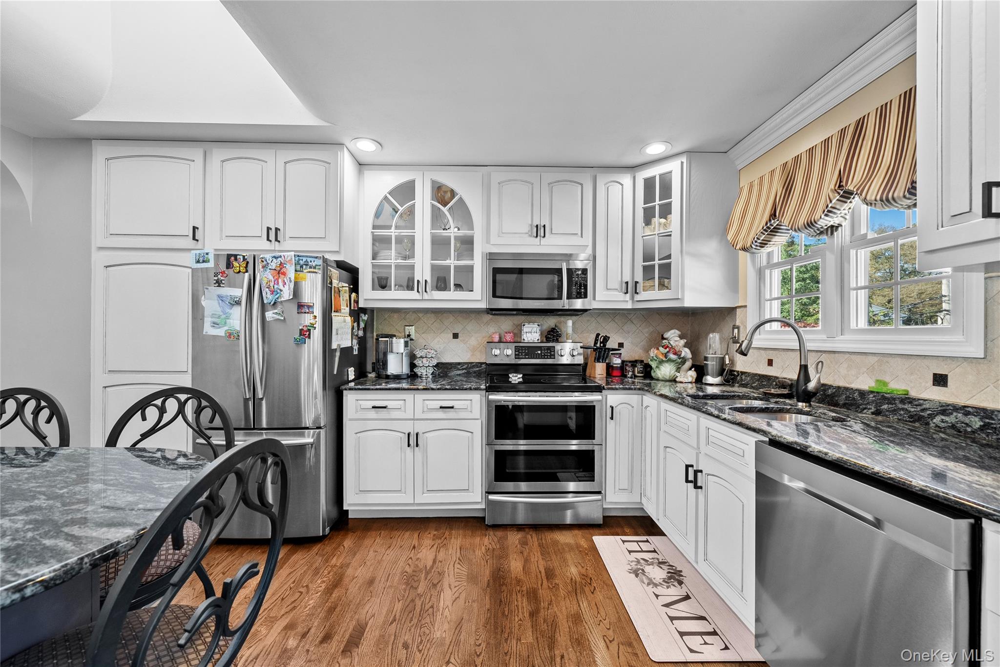 #8 photo, 40 Stonywood Drive, Commack , NY 11725