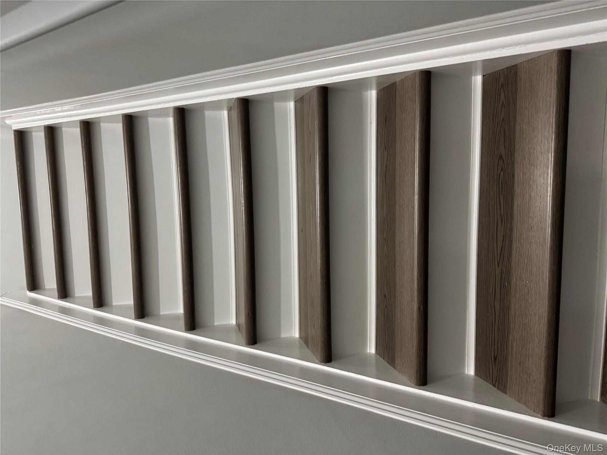 #9 photo, 16 Huntington Commons, Yaphank , NY 11980