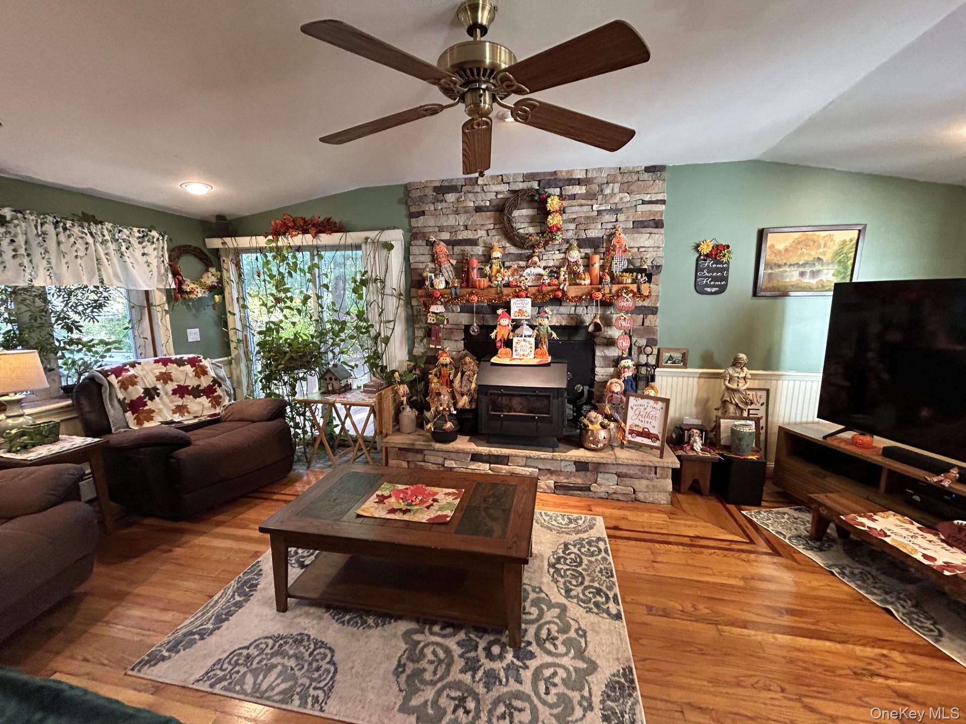 #10 photo, 21 Lakeview Drive, サフォーク郡 Middle Island , NY 11953