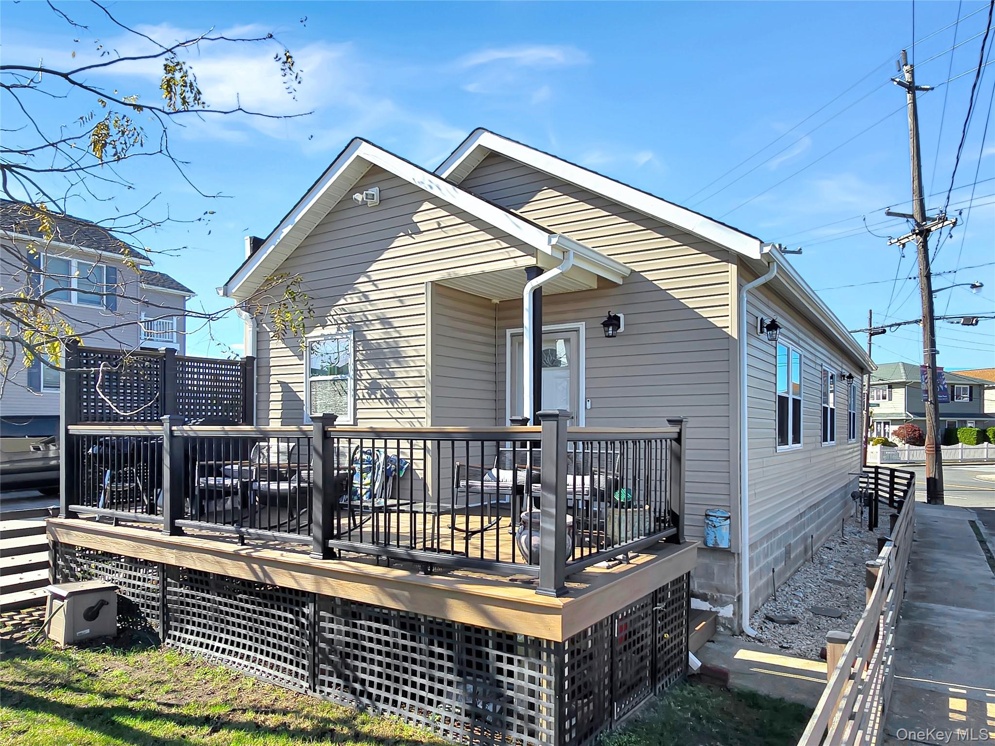 #1 photo, 541 Long Beach Road, ナッソー郡 Island Park , NY 11558