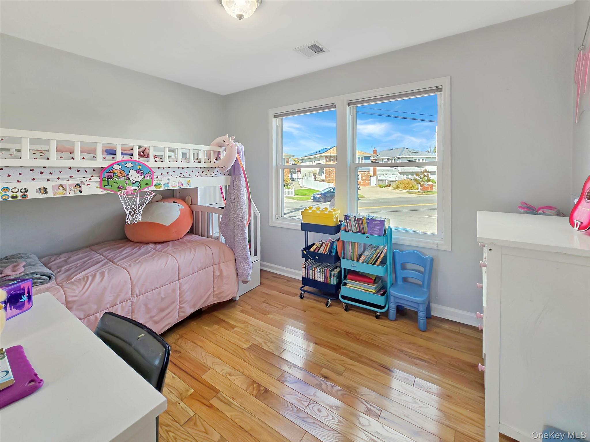 #10 photo, 541 Long Beach Road, ナッソー郡 Island Park , NY 11558